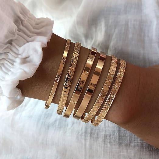 Ensemble de 6 Bracelets Joncs Dorés – Style Chic & Minimaliste