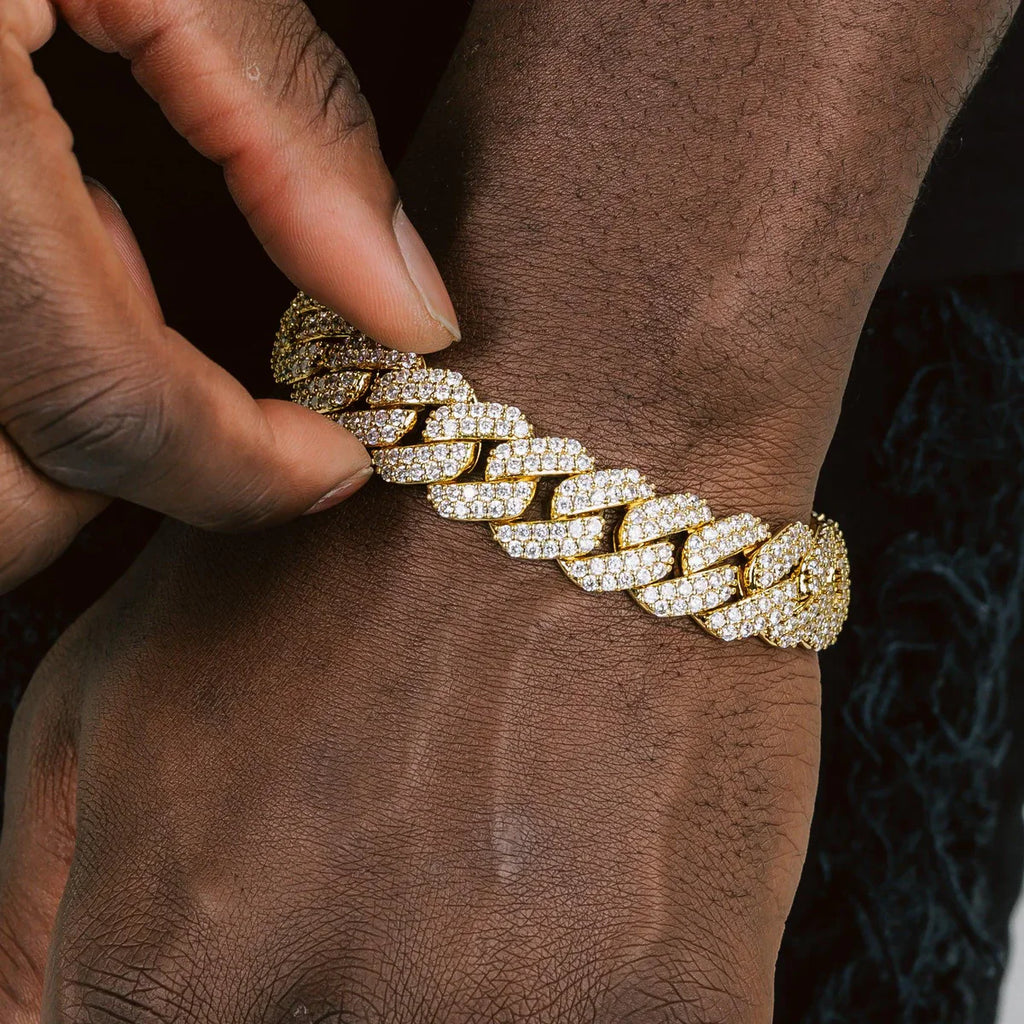 Bracelet Chaîne Cubaine Doré Pavé de Zircons – Acier Inoxydable 20 cm