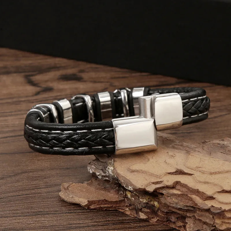 Bracelet Homme Cuir & Acier Inoxydable – Crânes (22 cm)
