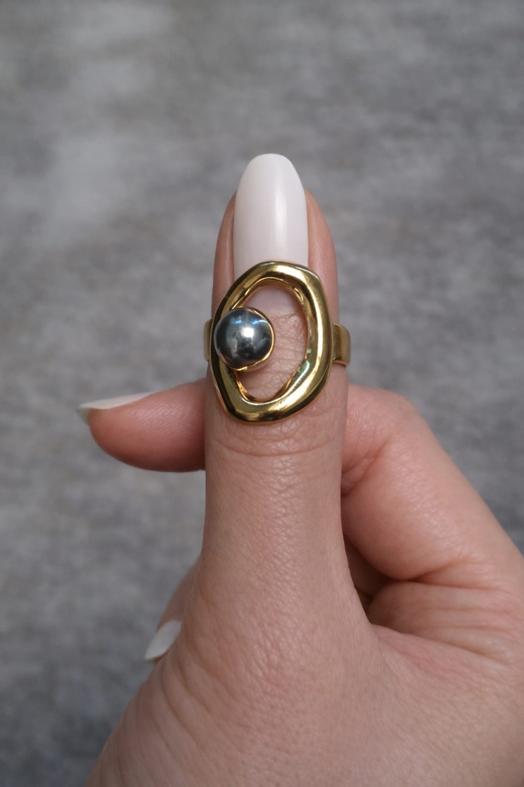 Bague Ajustable Ovale Doré Perle Argentée – Acier Inoxydable