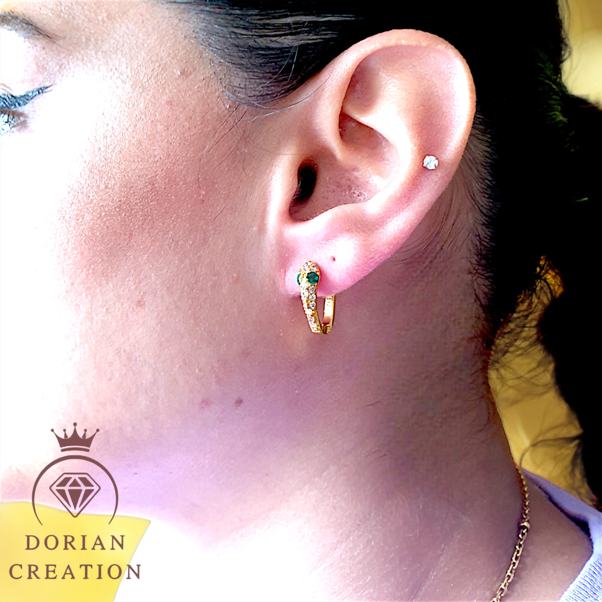 Boucle d'oreille serpent incrusté Zircon plaquée Argent 925