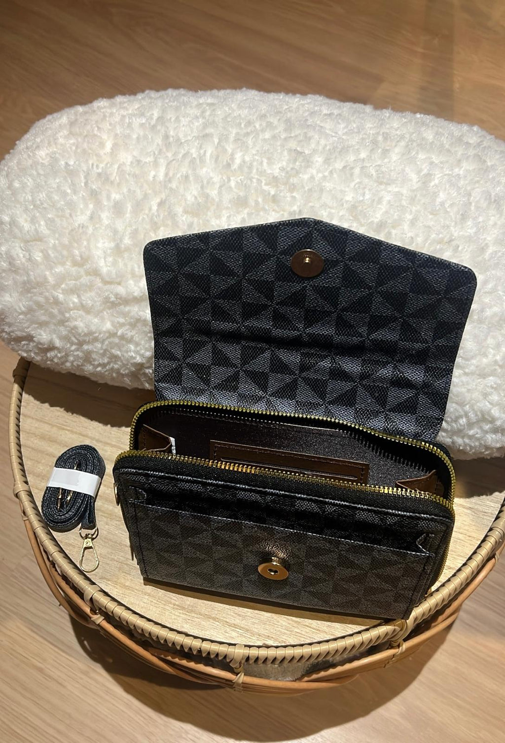 Portefeuille Sac Noir Matelassé – Élégance Dorian