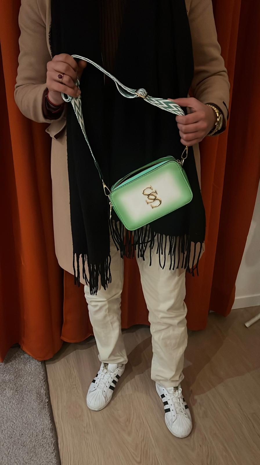 Sac Bandoulière Émeraude Signature – L’élégance au quotidien