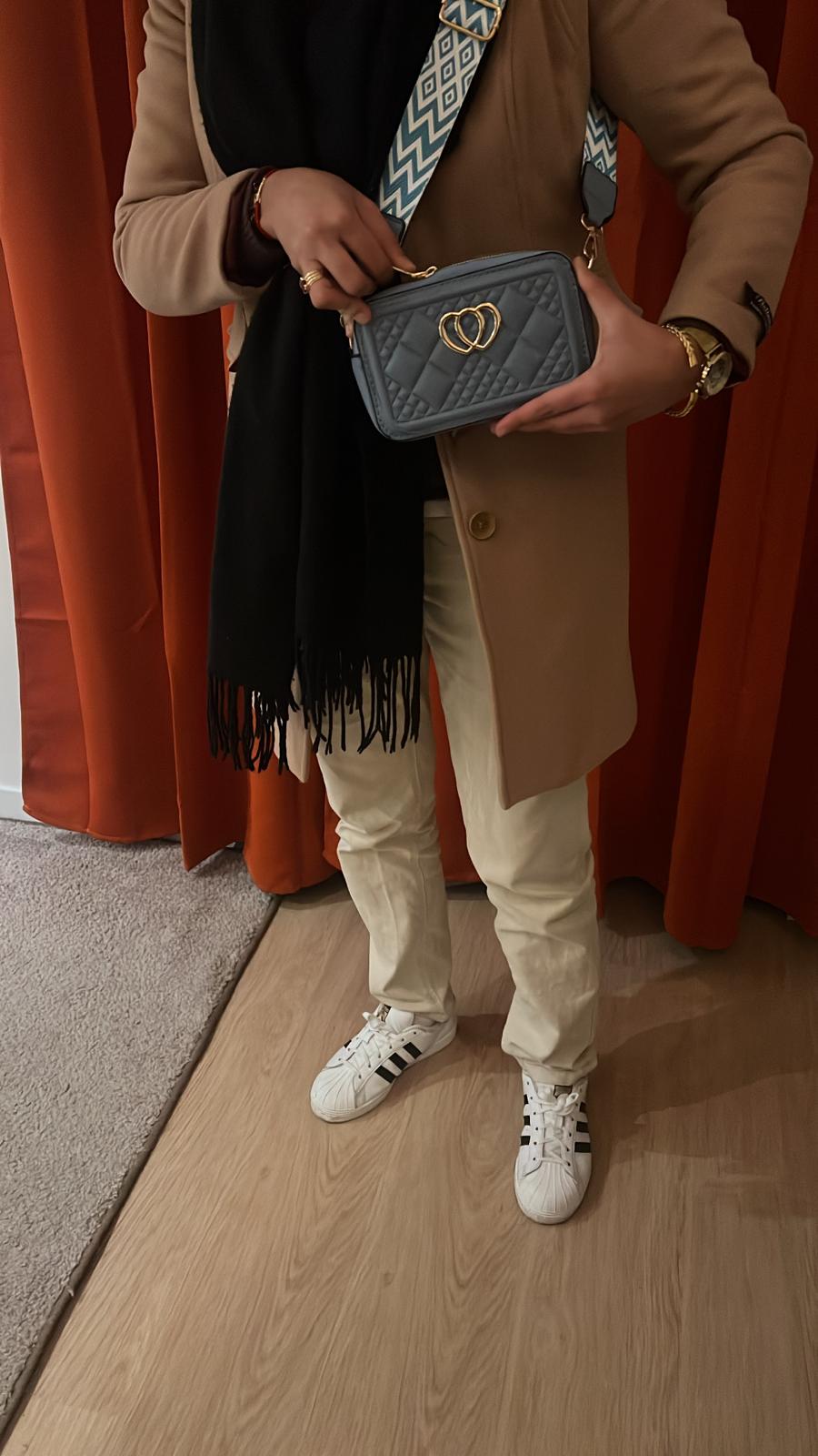 Sac à main Azur Matelassé – Élégance douce & esprit graphique