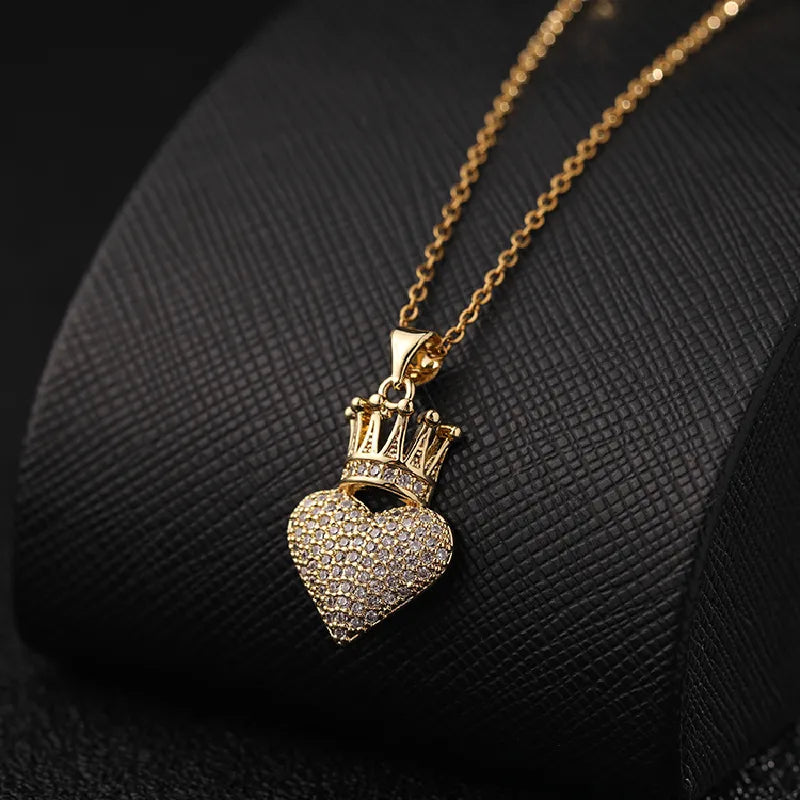 Collier Cœur Couronné – Doré & Zircons